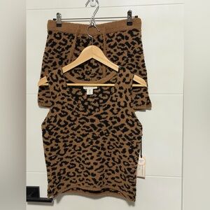 ✨NWT✨Cupcakes & Cashmere:Tank Top & Shorts Pajama Set-Size S (ptp approx 17.5in)
